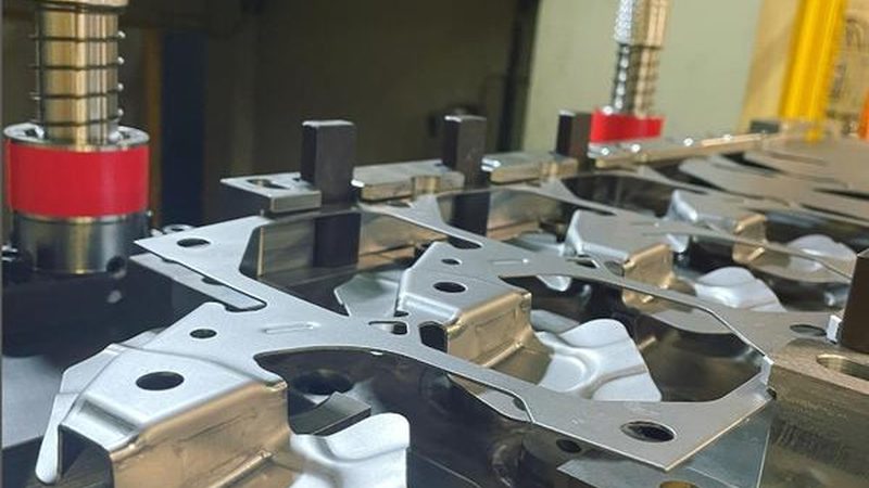 工业硅胶模具：揭秘其制作工艺与选购要点**